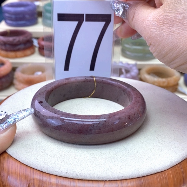 石英岩玉未镶嵌手镯62