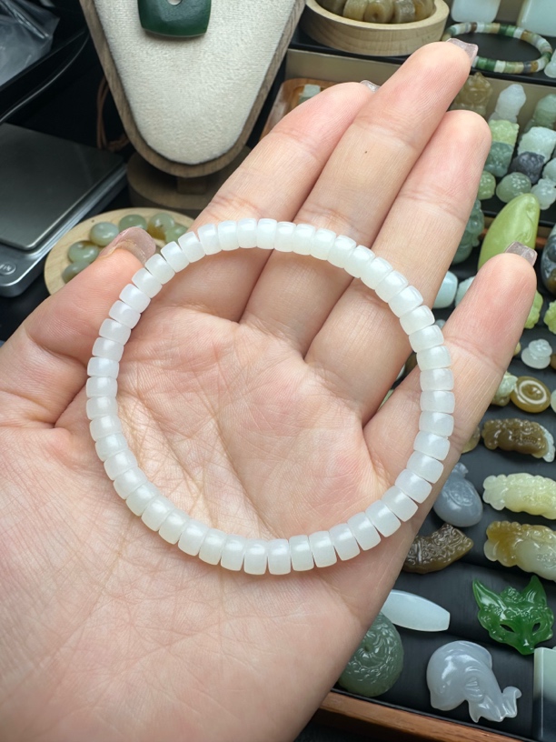 和田玉 糖白隔片珠串