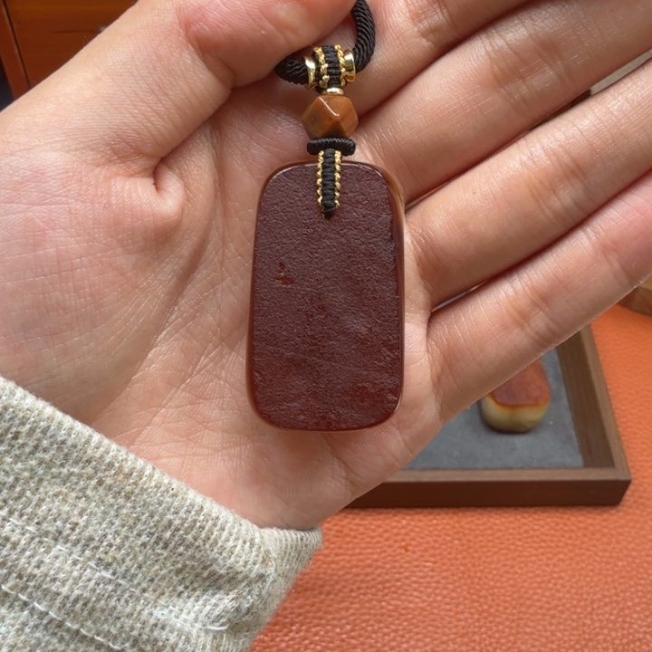 蜜蜡未镶嵌吊坠(赠链)