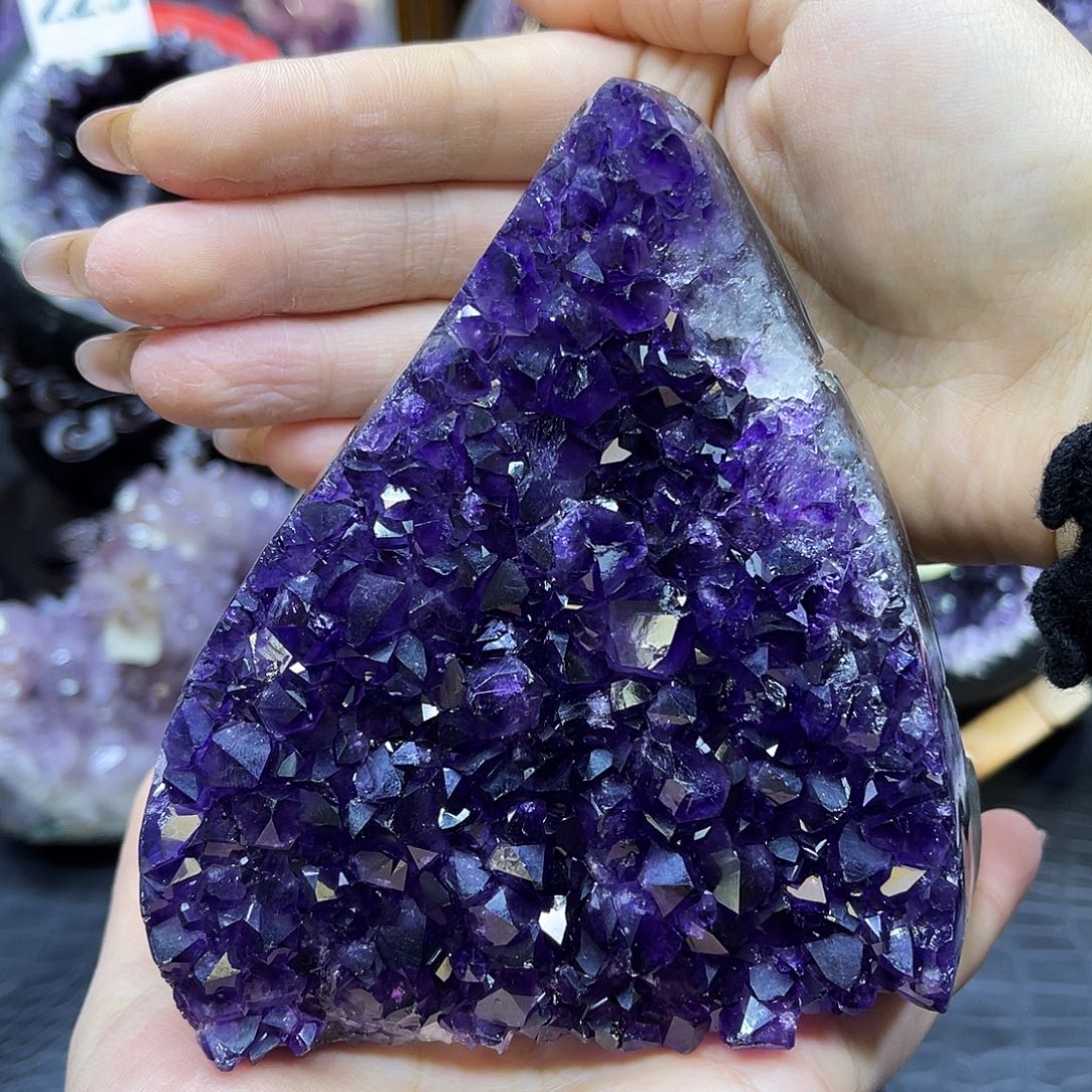 大型摆件（非配饰）紫晶未镶嵌