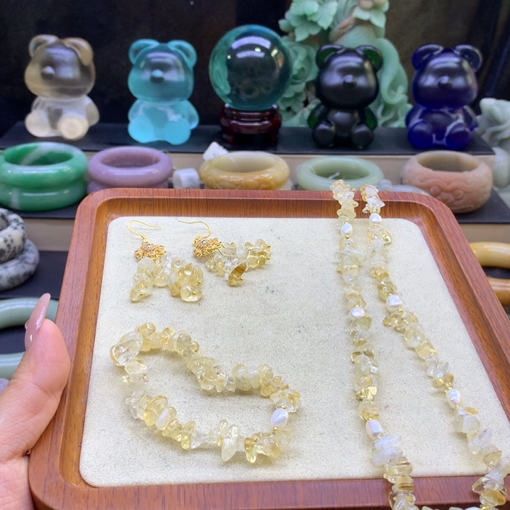 石英质玉1357896445未镶嵌