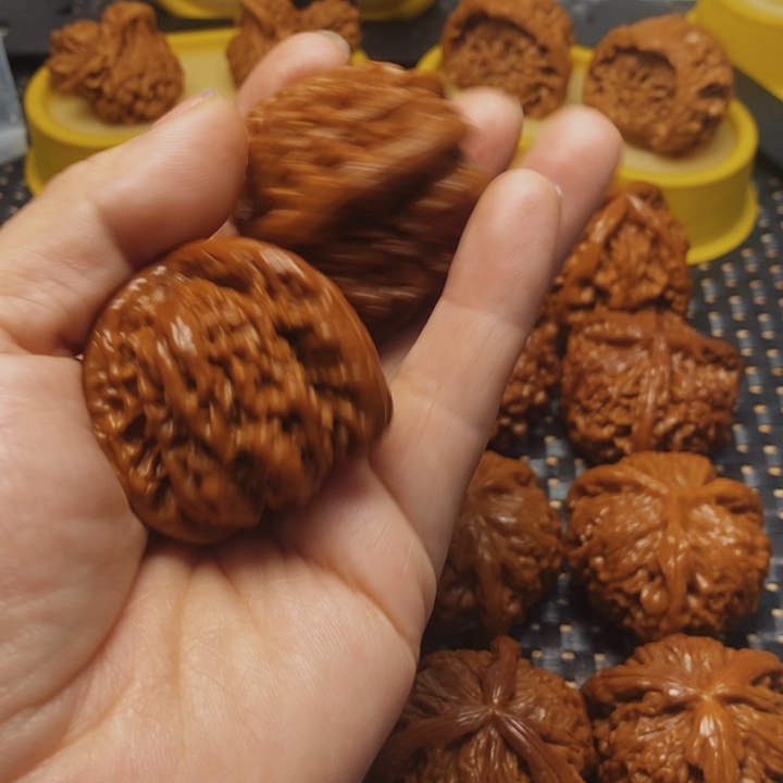 文玩核桃把件沐*工艺