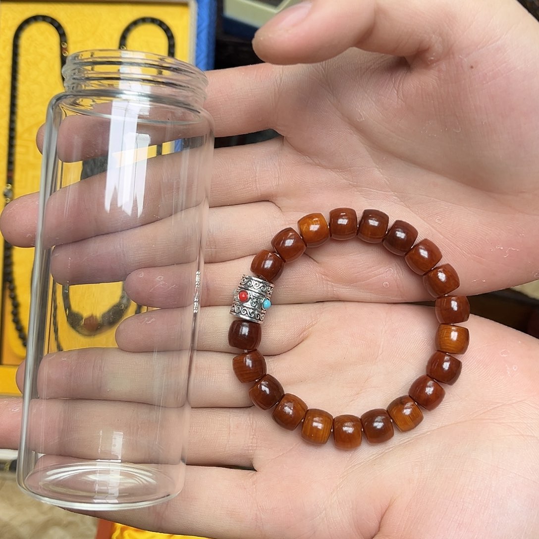 大叶紫檀（黑酸枝木类）