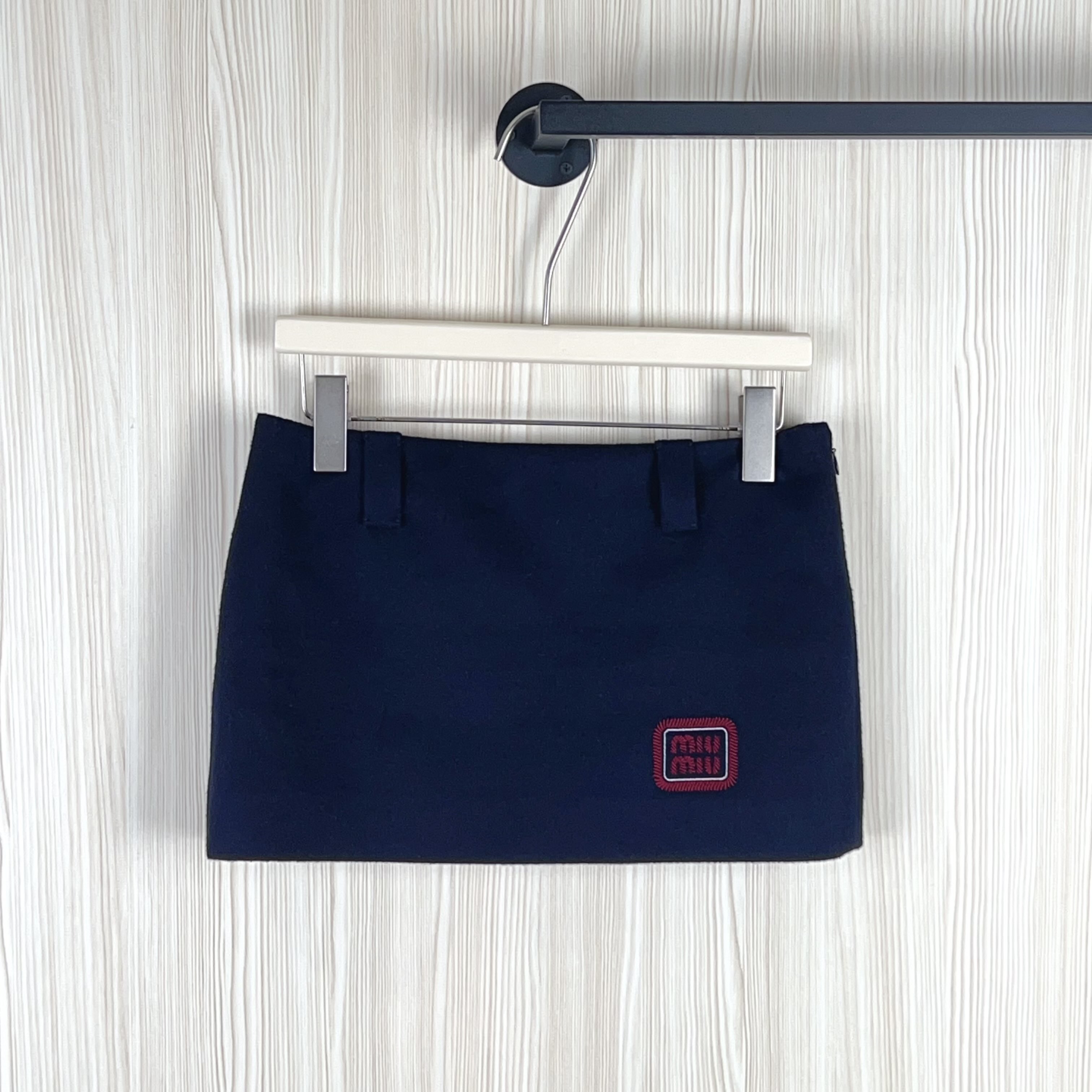 99新 MIU MIU/缪缪 半裙/成色看直播尺码36/GSS29792