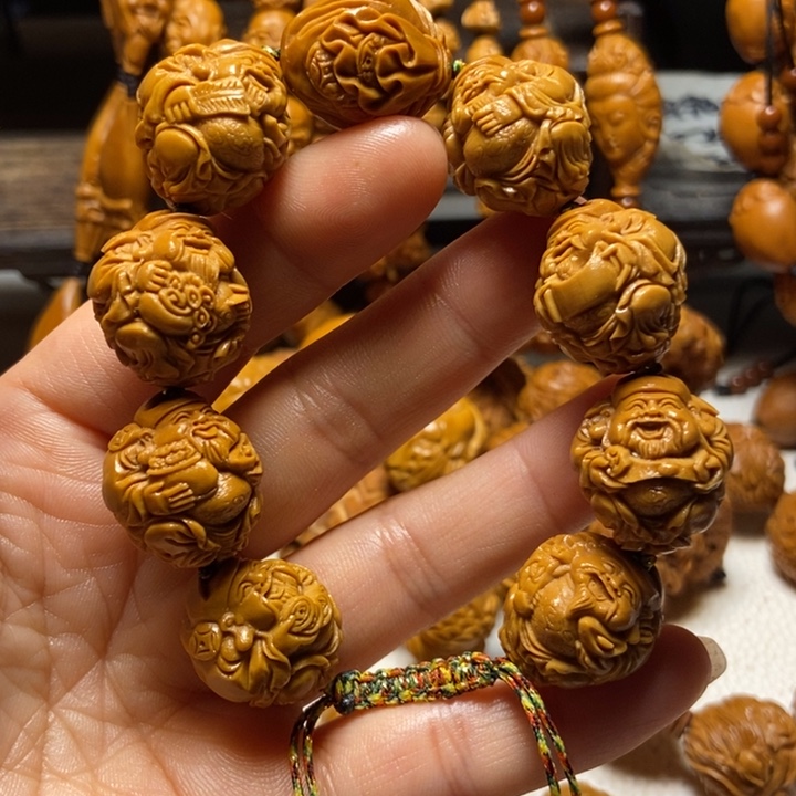 【闪购商品】橄榄核手串/手链八方财神1.9