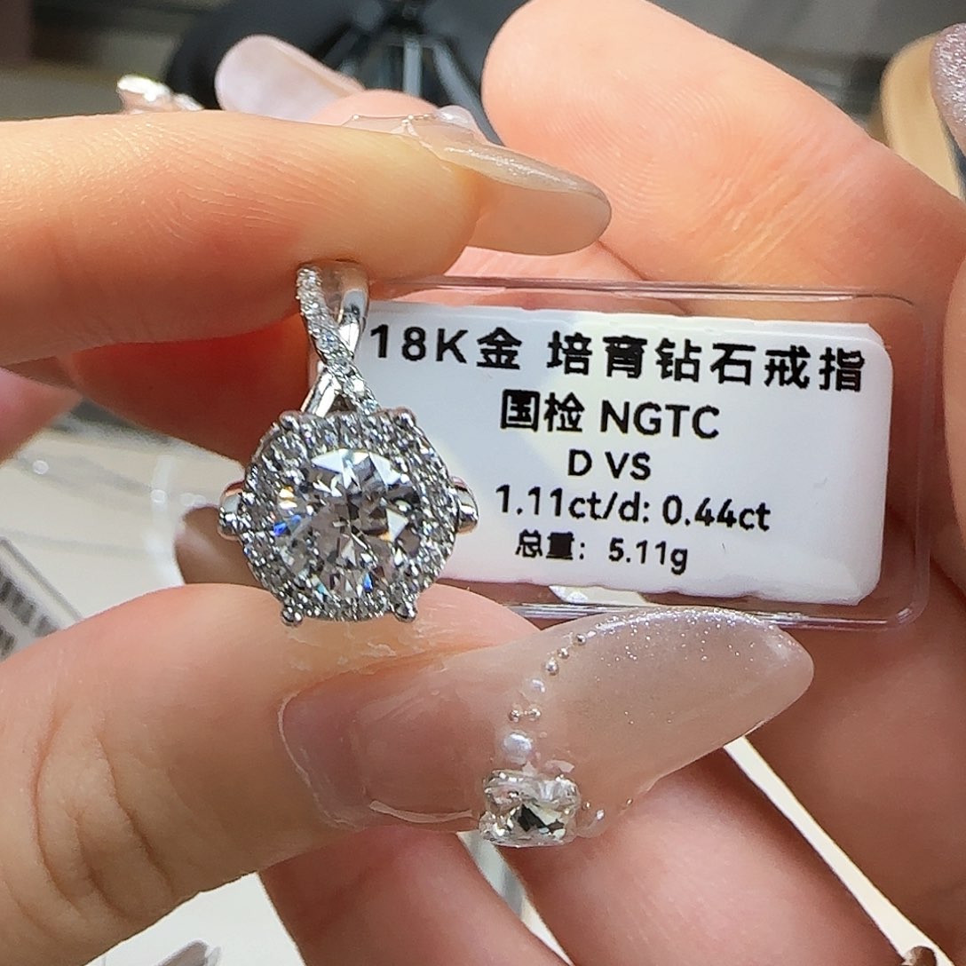 实验室培育钻石18K金镶嵌小*黄1卡庄园 19