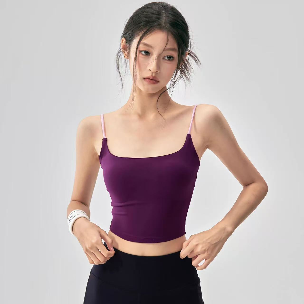 防震运动内衣女带胸垫美背撞色瑜伽背心显瘦外穿训练健身文胸新款