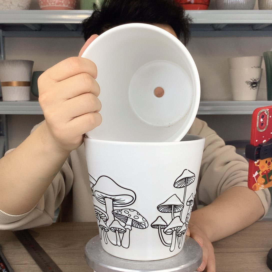 红陶微瑕/蘑菇花盆15x14两个花盆