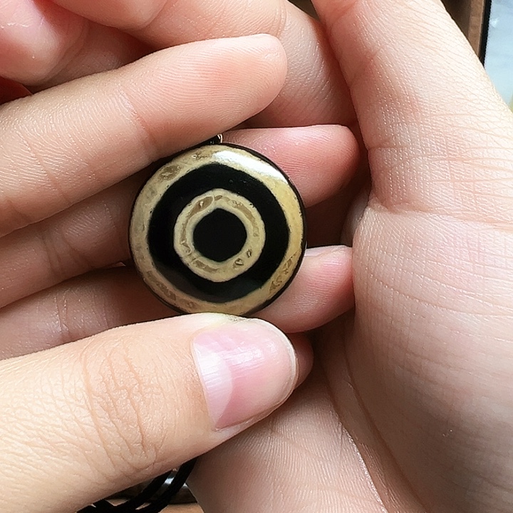 玛瑙/玉髓颈饰未镶嵌凯*