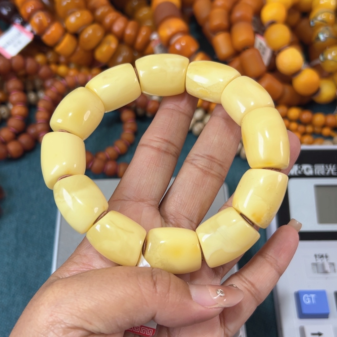 琥珀珠宝奇石未镶嵌1640