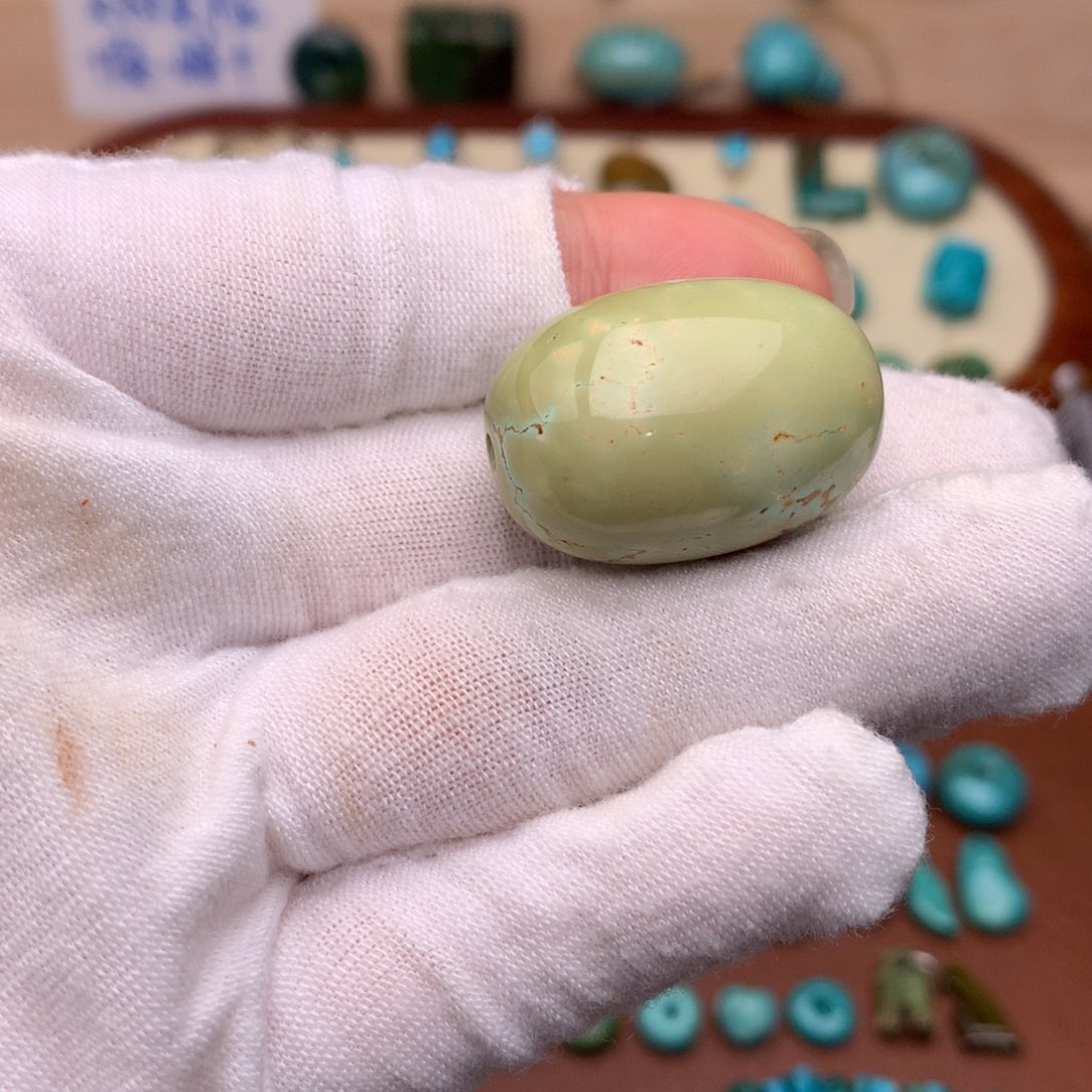 未镶嵌绿松石珠宝奇石