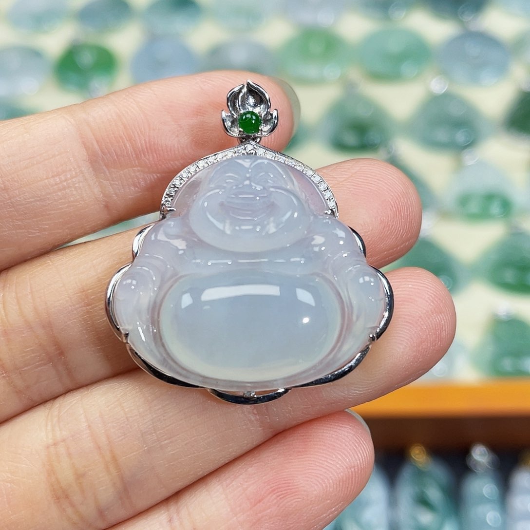 翡翠颈饰18K金镶嵌吊坠