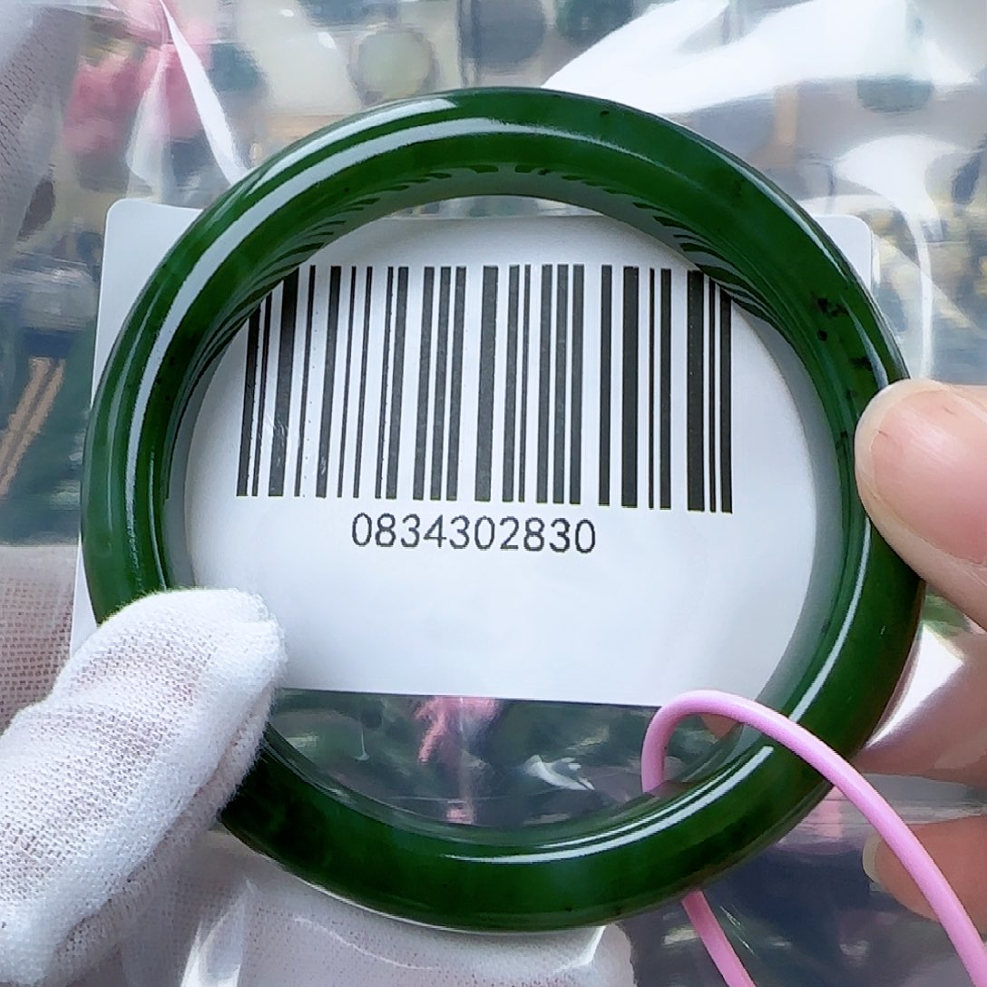 和田玉（碧玉）手镯未镶嵌微瑕63