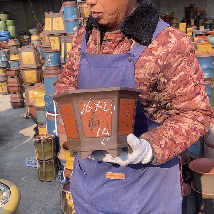  紫砂花盆紫砂花盆