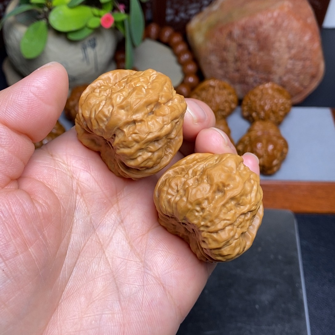 文玩核桃把件38蛤蟆头