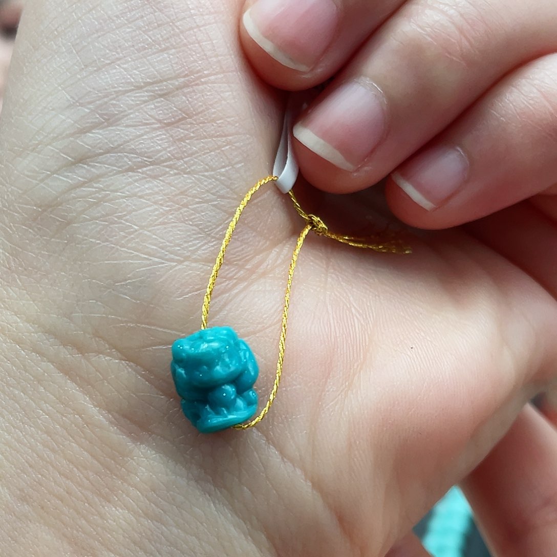 绿松石颈饰未镶嵌