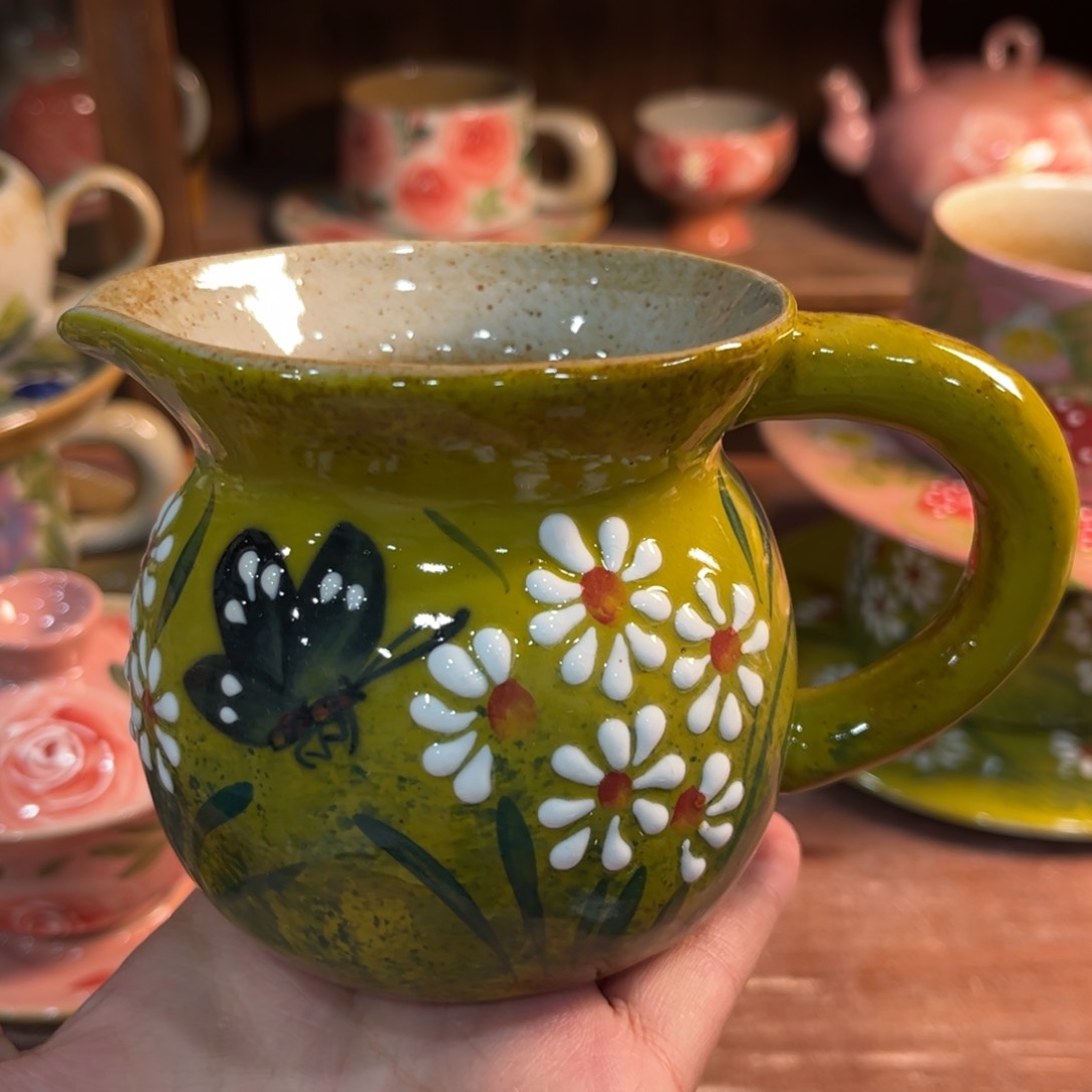 瓷片红红火火过大年