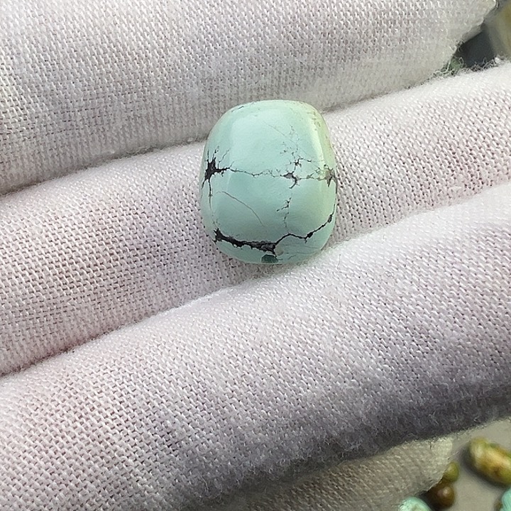 南红玛瑙未镶嵌珠宝奇石