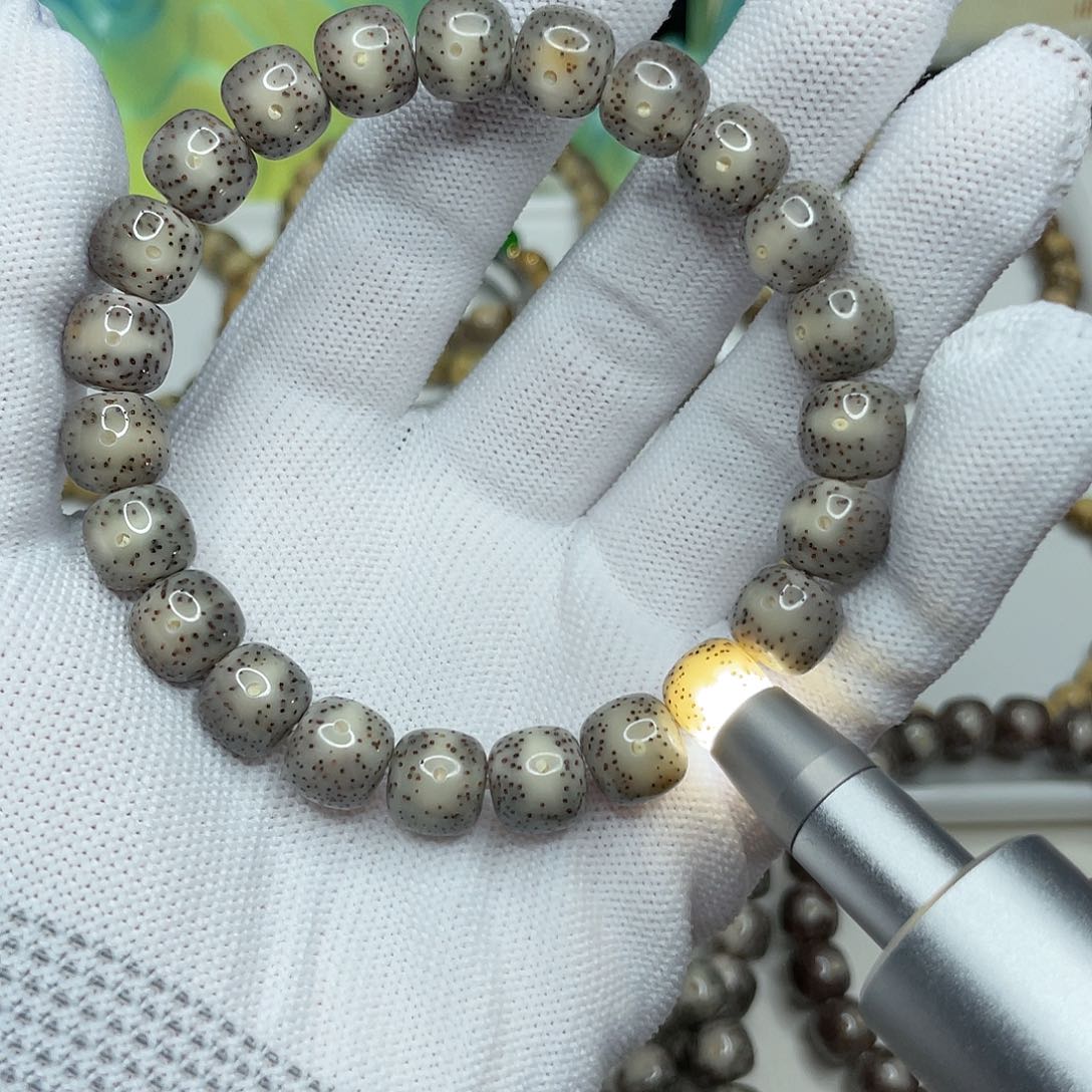 星月菩提手串40。10/9灰冰双留白带火烧云