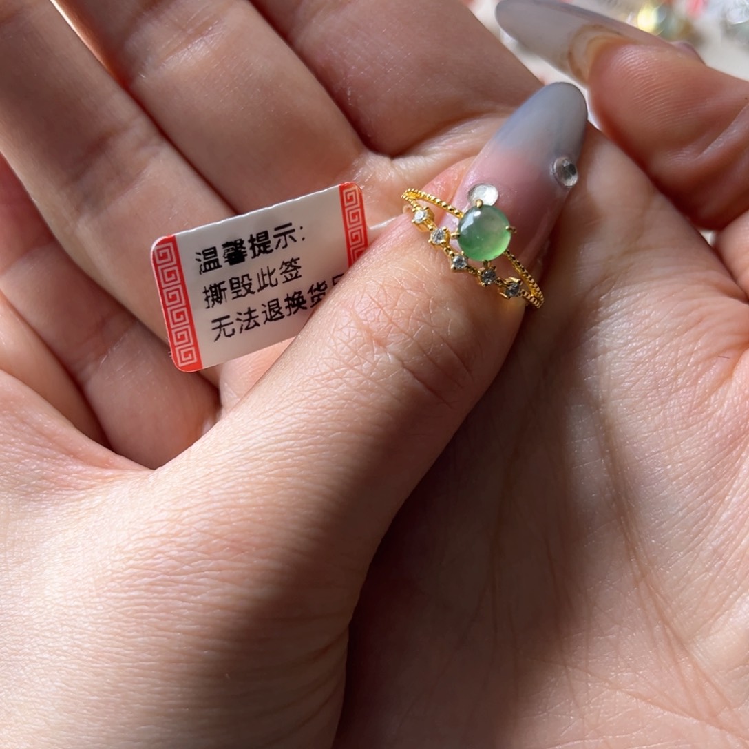 翡翠戒指银S925镶嵌68888