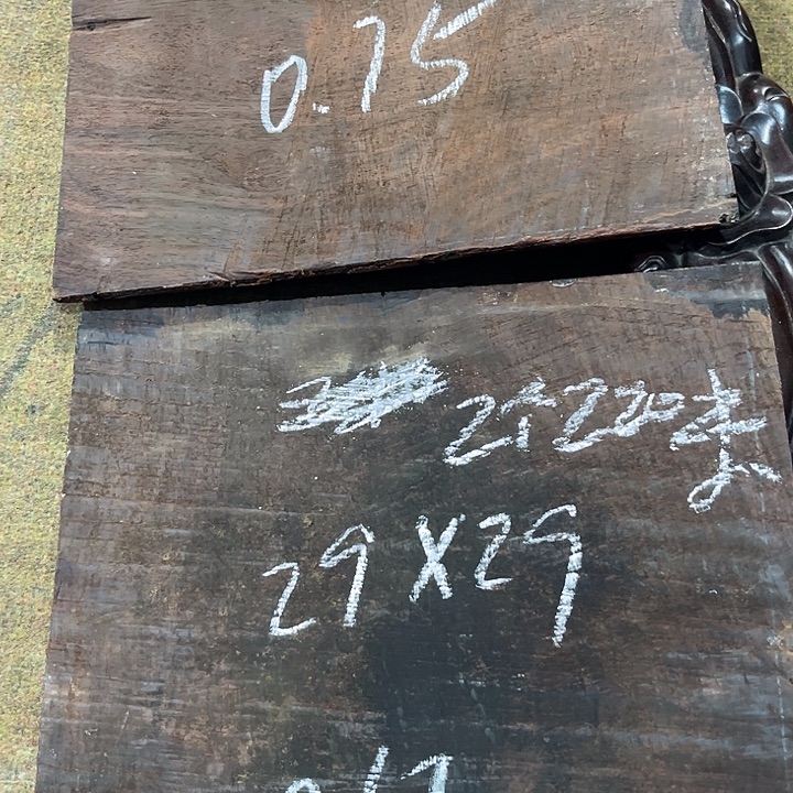 老***孙树脂制品密密麻麻木木木2