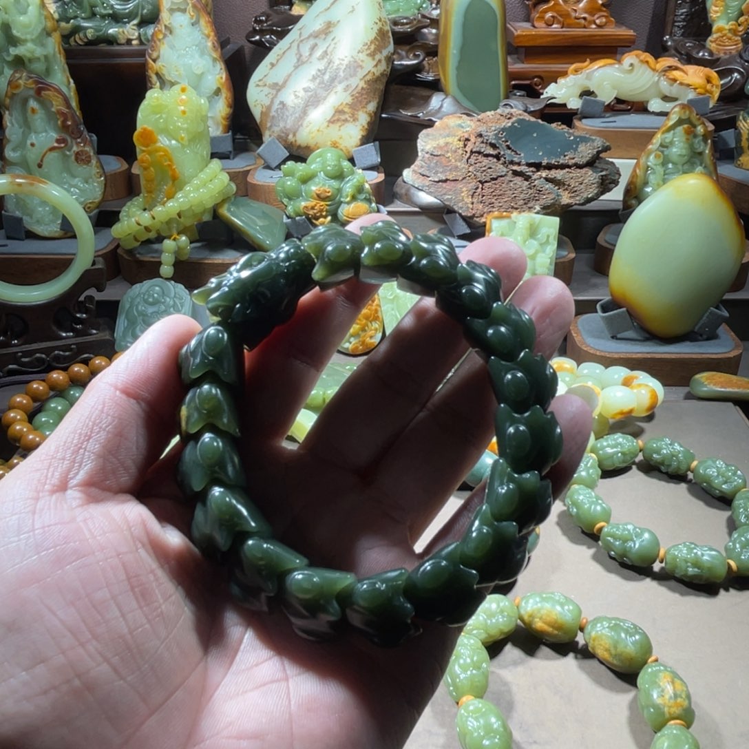 透闪石质玉戒指未镶嵌又*o