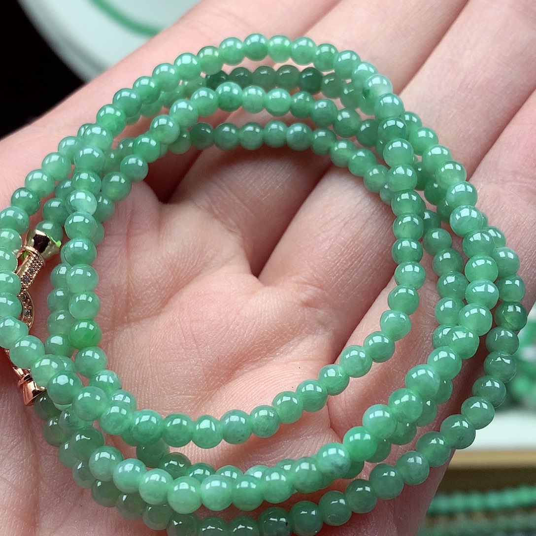 翡翠未镶嵌毛衣链