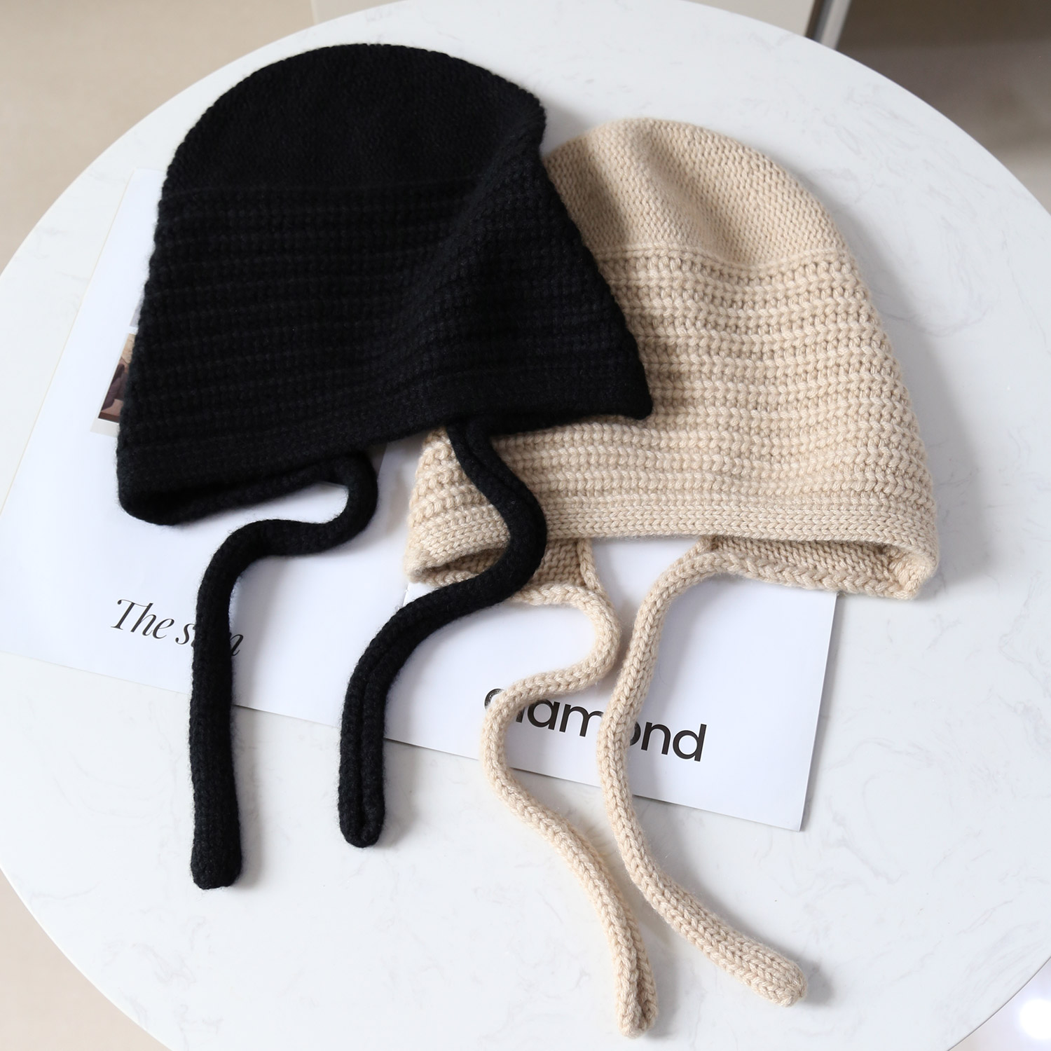 日系高级感超好看秋冬羊绒毛线帽针织帽子女细绳绑带防风保暖出游