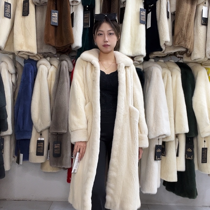 峙***垄110浅米黄高货天鹅绒