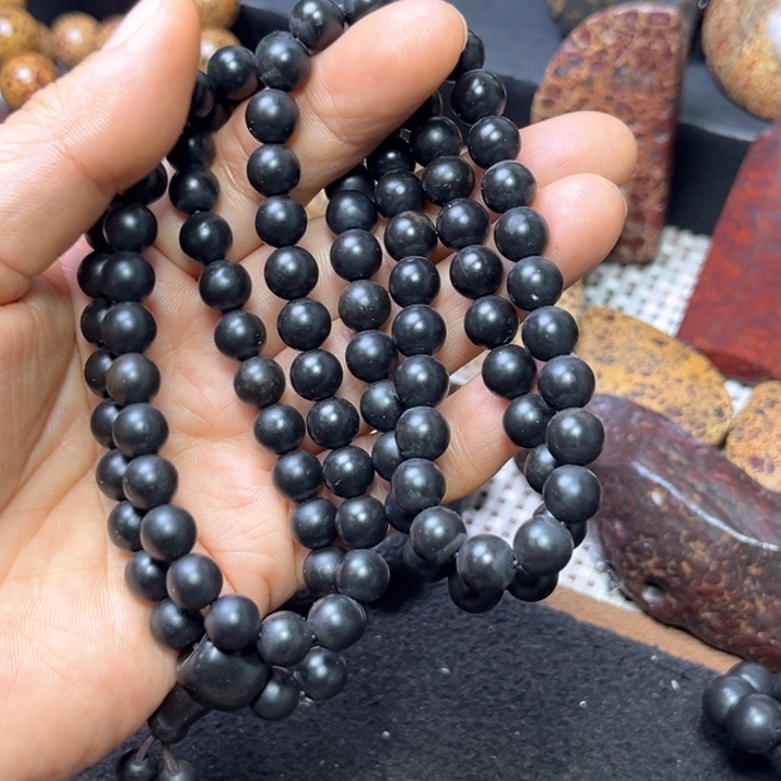 山***品石英石8毫米108黑珍珠