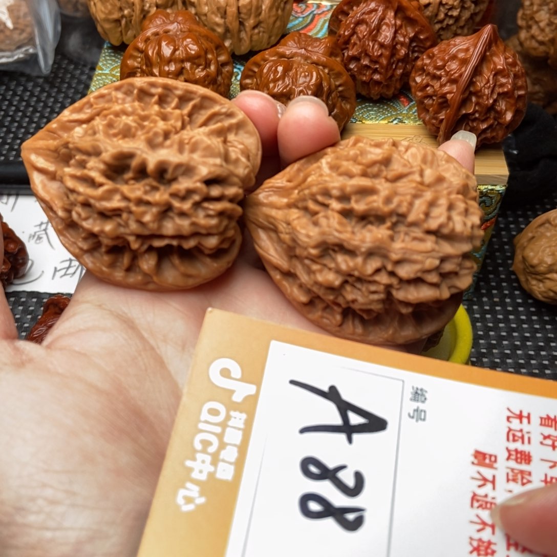 吊坠文玩核桃蛤蟆