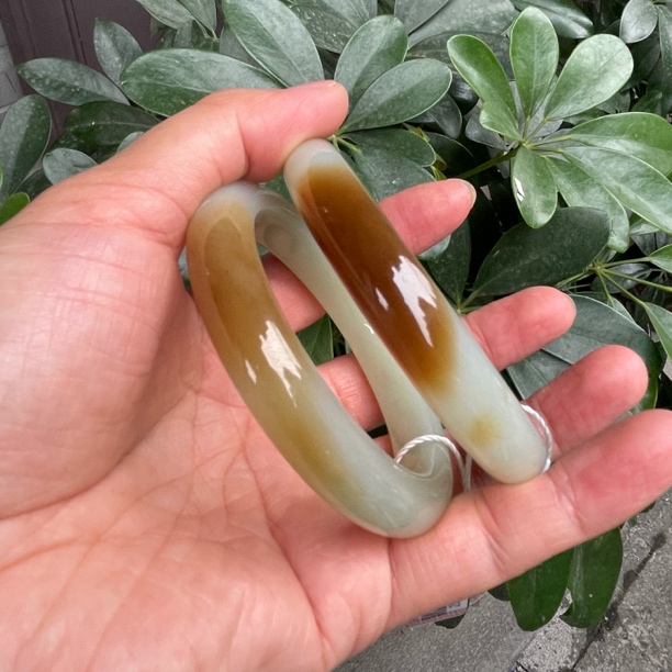 纯天然新疆正宗和田玉且末糖白手镯平安镯百搭轻奢多样性拍一发一