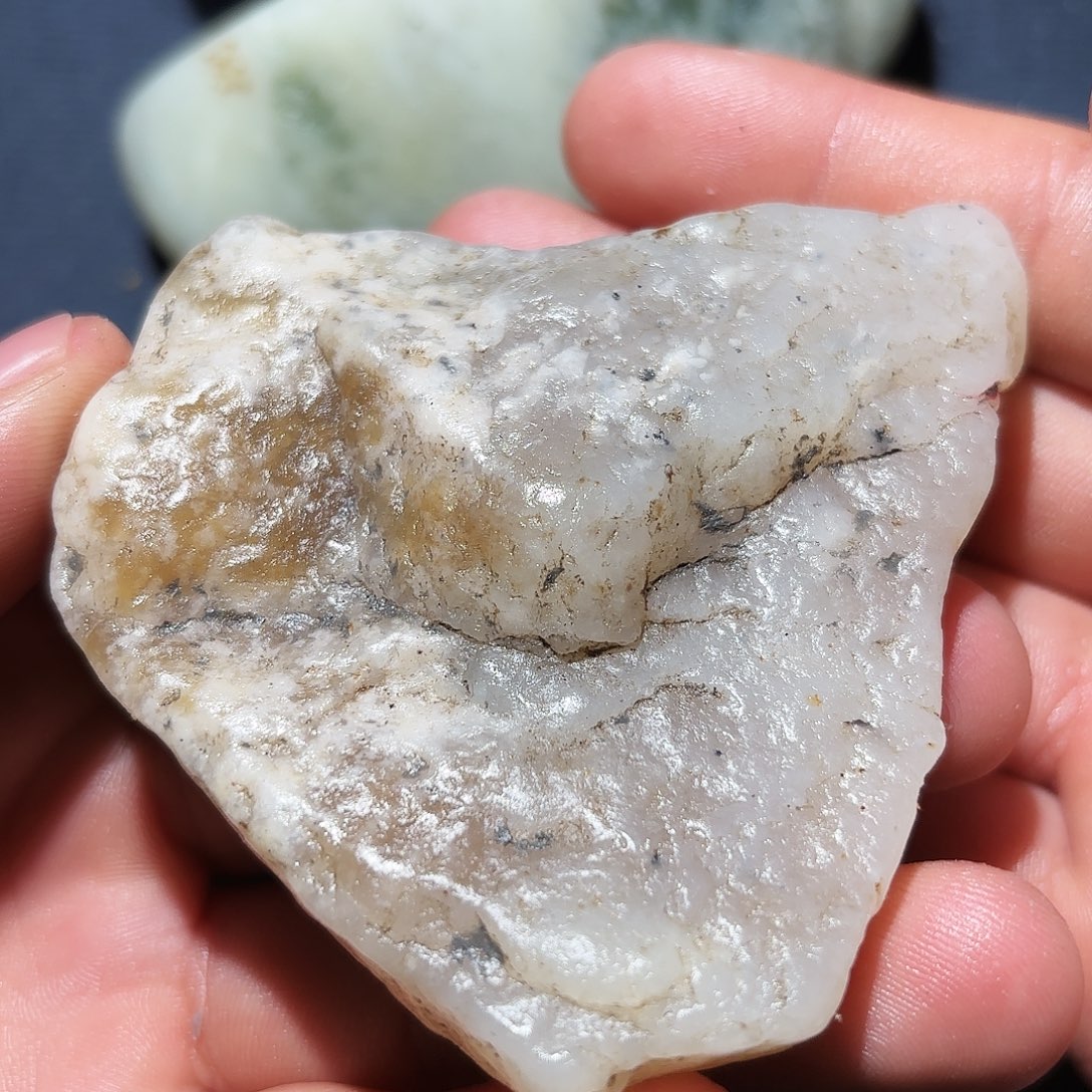 和田玉未镶嵌珠宝奇石