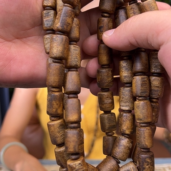 手串沉香乌身板头1.2多样性发货1条