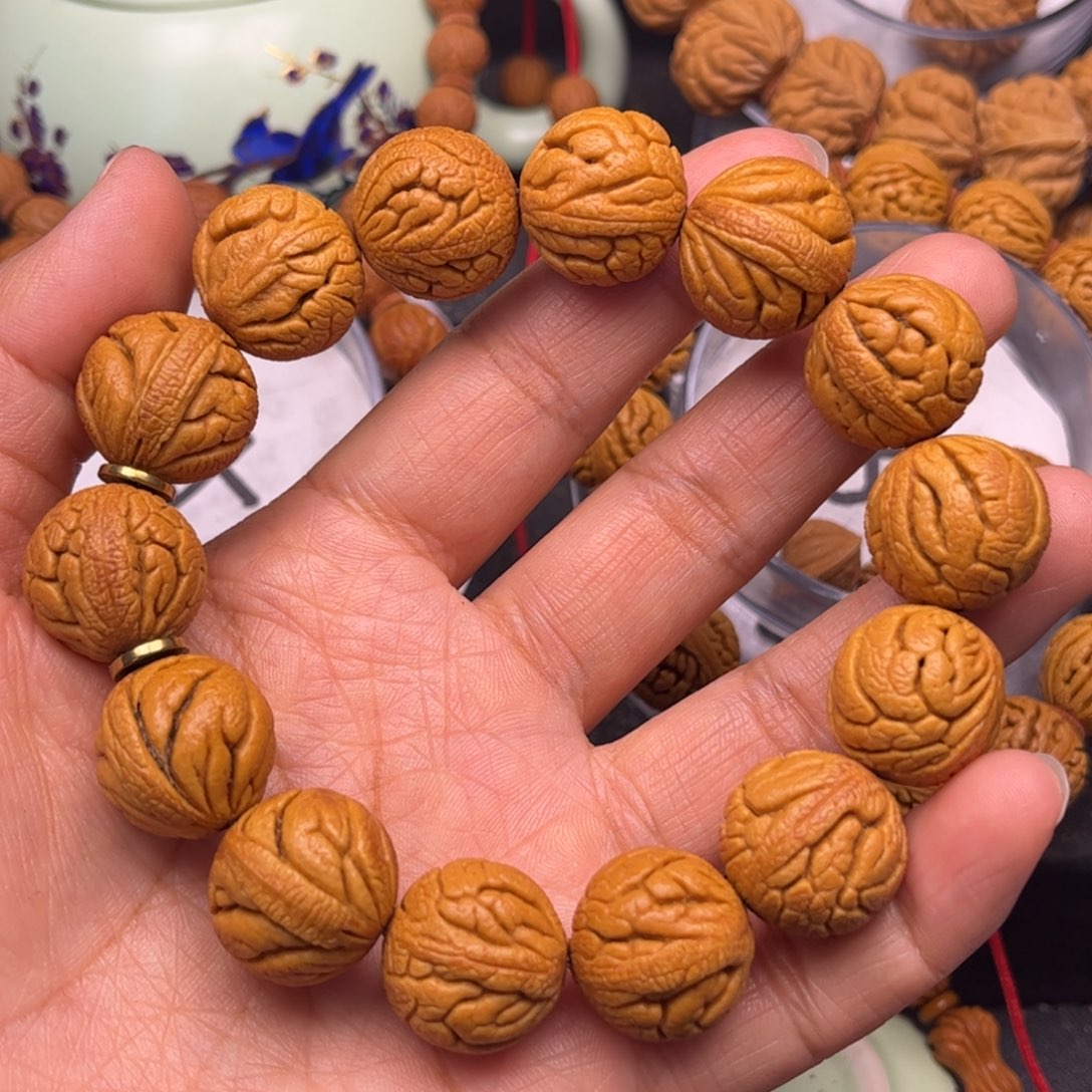 桃核吊坠龙纹桃核