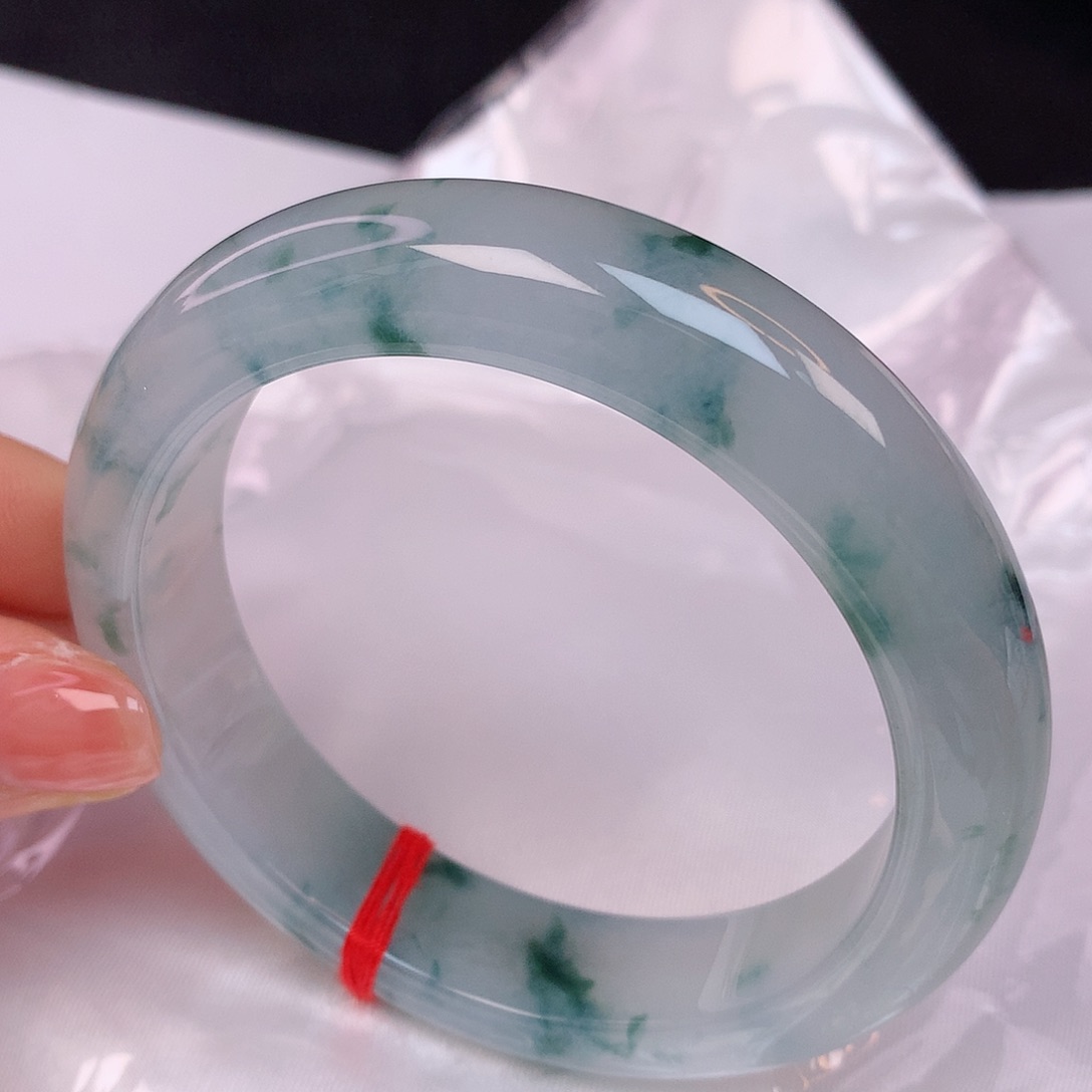 【闪购商品】翡翠手镯未镶嵌57翡翠手镯