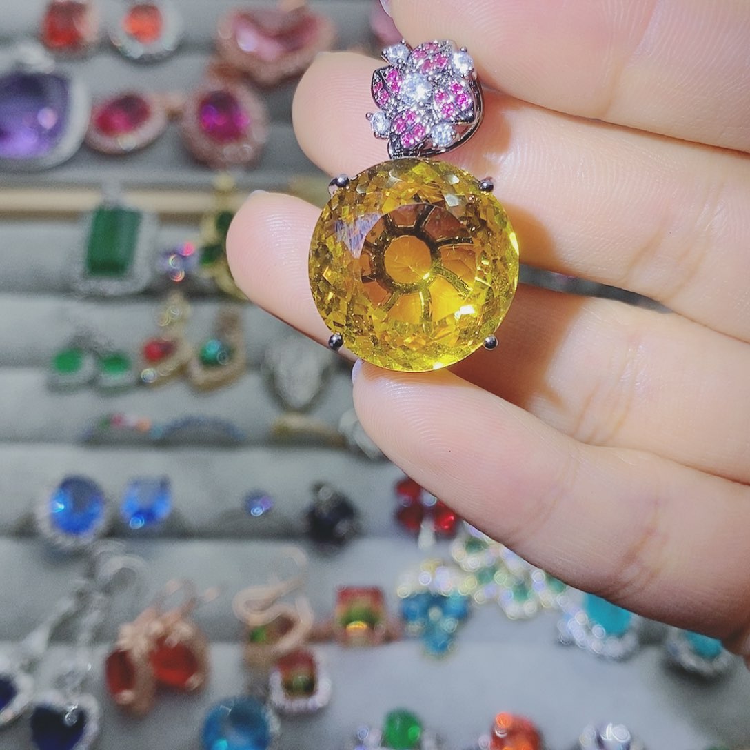 【闪购商品】托帕石耳饰银S925镶嵌