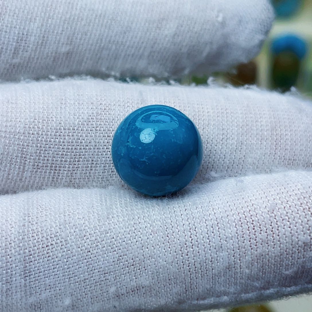 绿松石颈饰未镶嵌