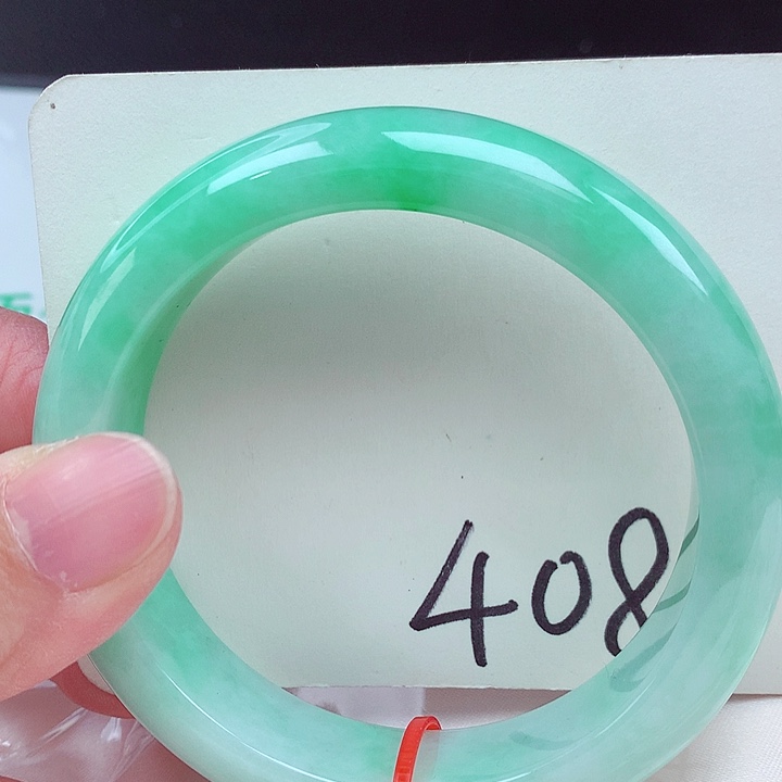 翡翠未镶嵌手镯翡翠