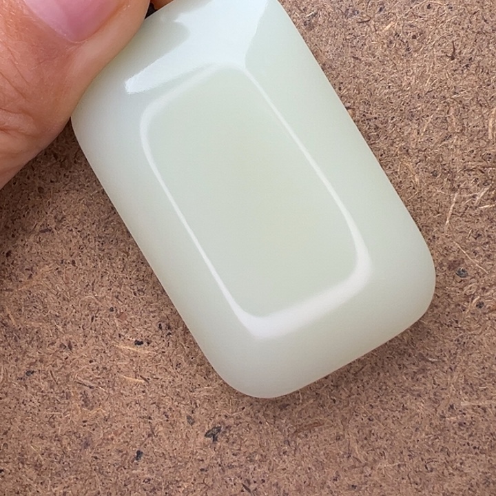 不***路颈饰未镶嵌和田玉