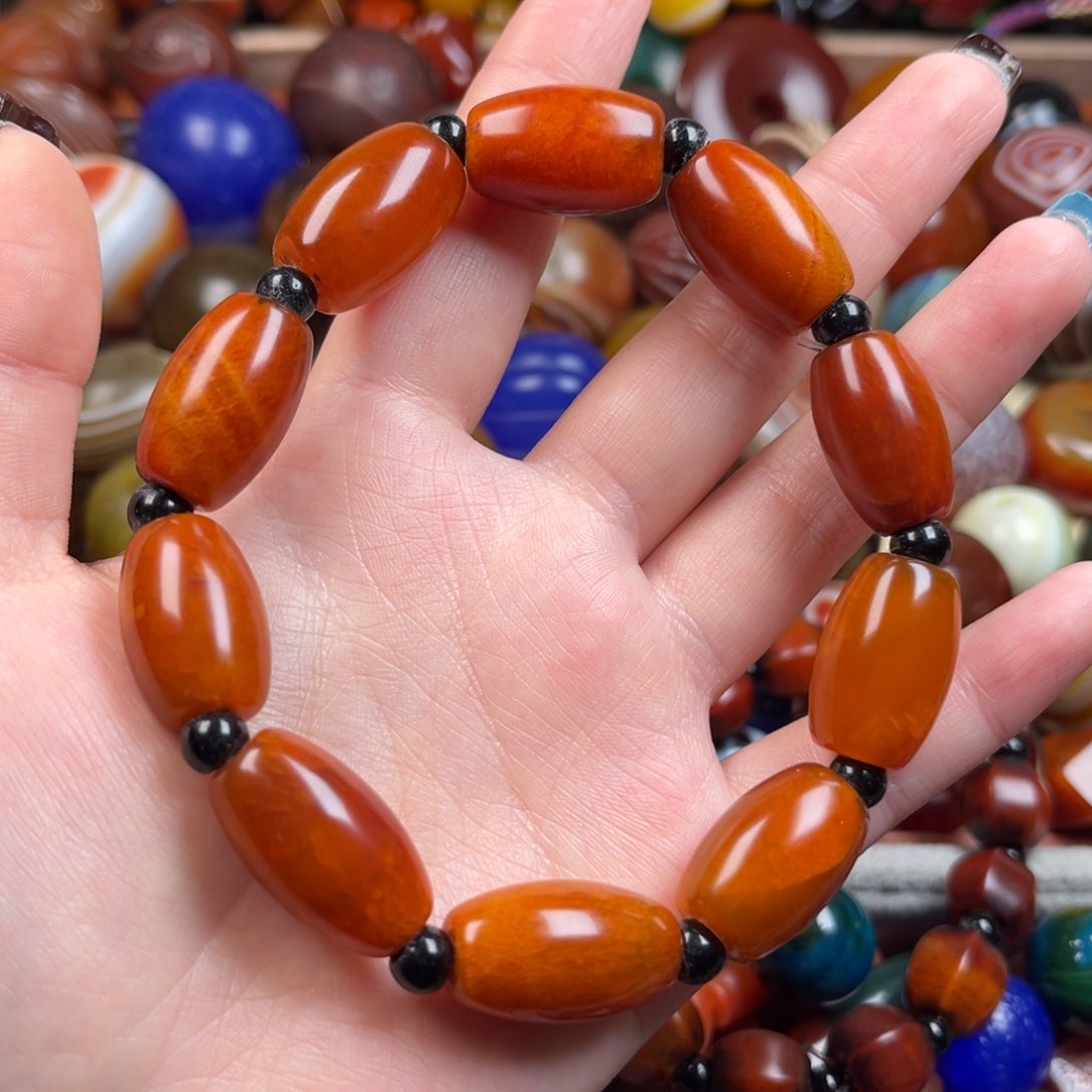 玛瑙/玉髓颈饰未镶嵌