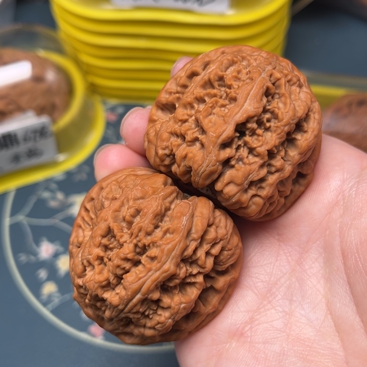 文玩核桃吊坠43-20240-05