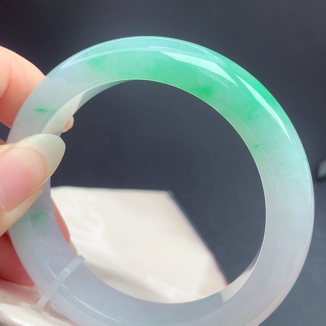 翡翠未镶嵌手镯55.5圈口