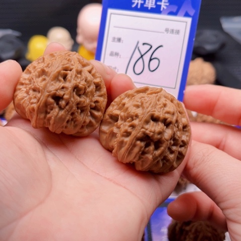 文玩核桃把件41白狮子 186