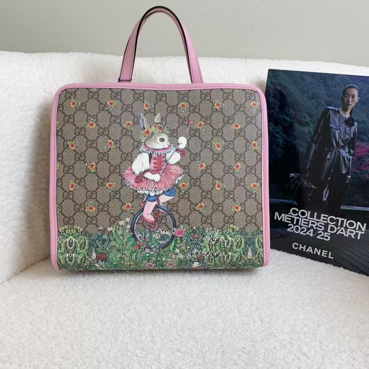 99新 GUCCI/古驰 壹臻/粉色老花兔子儿童包 92828343