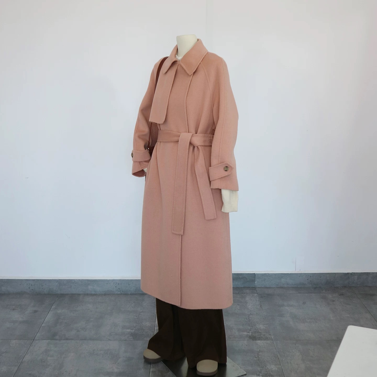 B061-B075(商场样板衣服撤柜，不退不换，完美主义绕道)冬季大衣