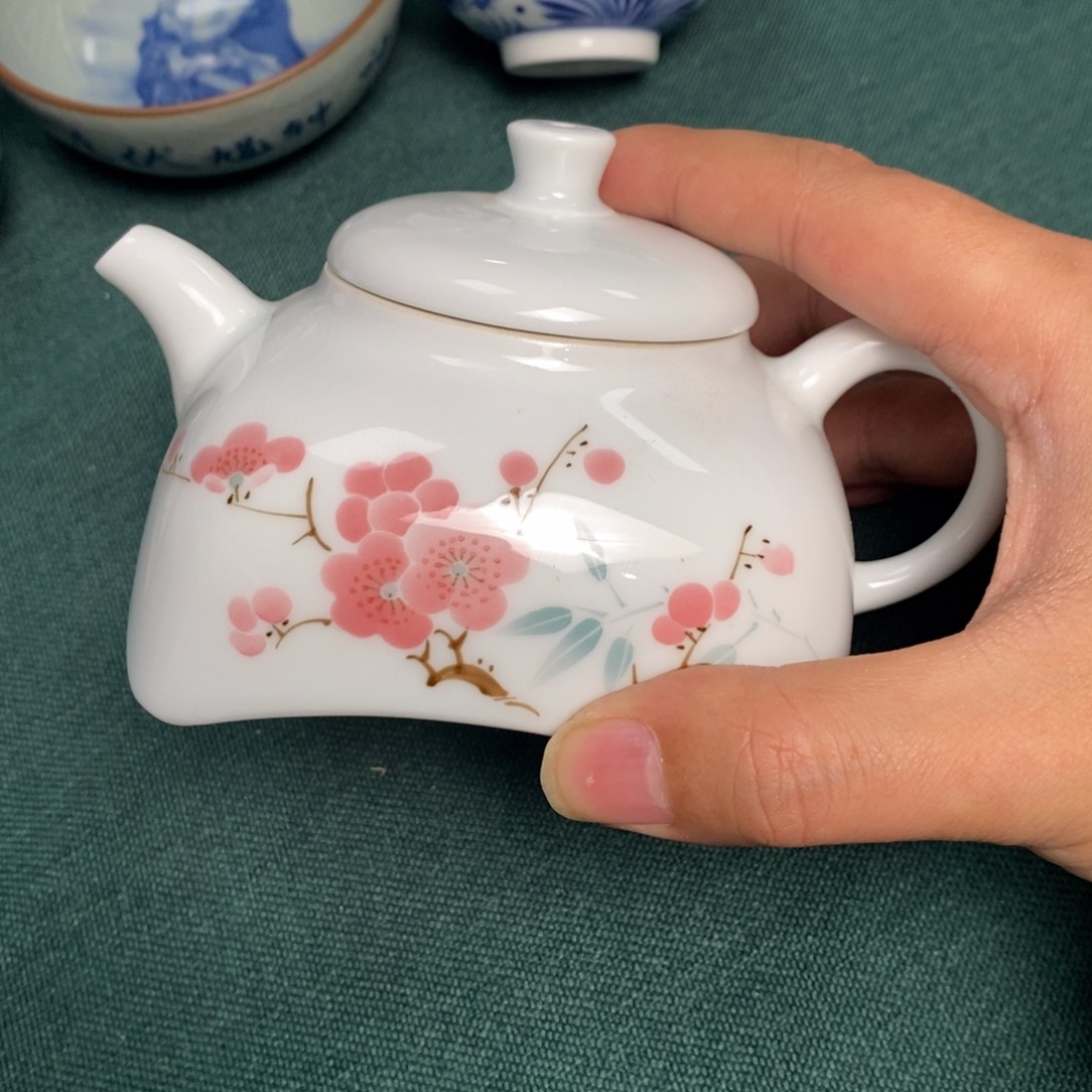 景德镇景德镇当代工艺品150毫升