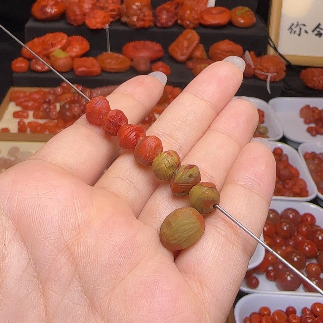 *****南红玛瑙未镶嵌颈饰