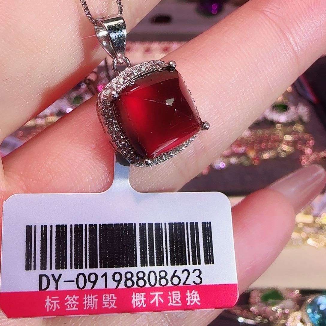 石榴石（芬达石）吊坠银S925镶嵌