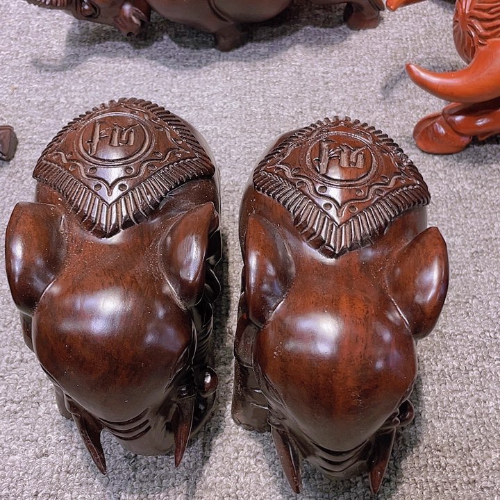 香榧木小象工艺品g g g